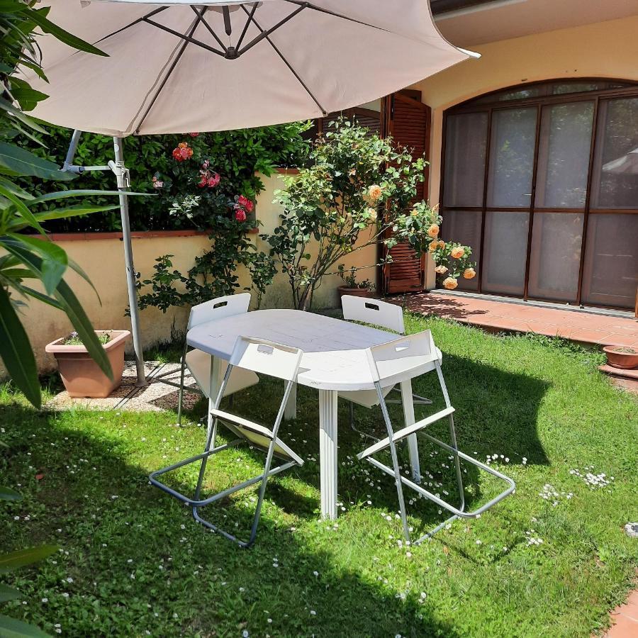 la casa di sandra Pugnano Bagian luar foto